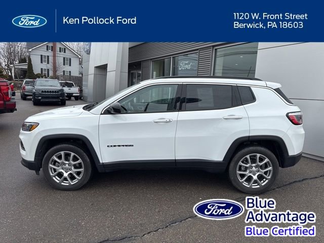 Used 2022 Jeep Compass Latitude AWD/4WD image 9