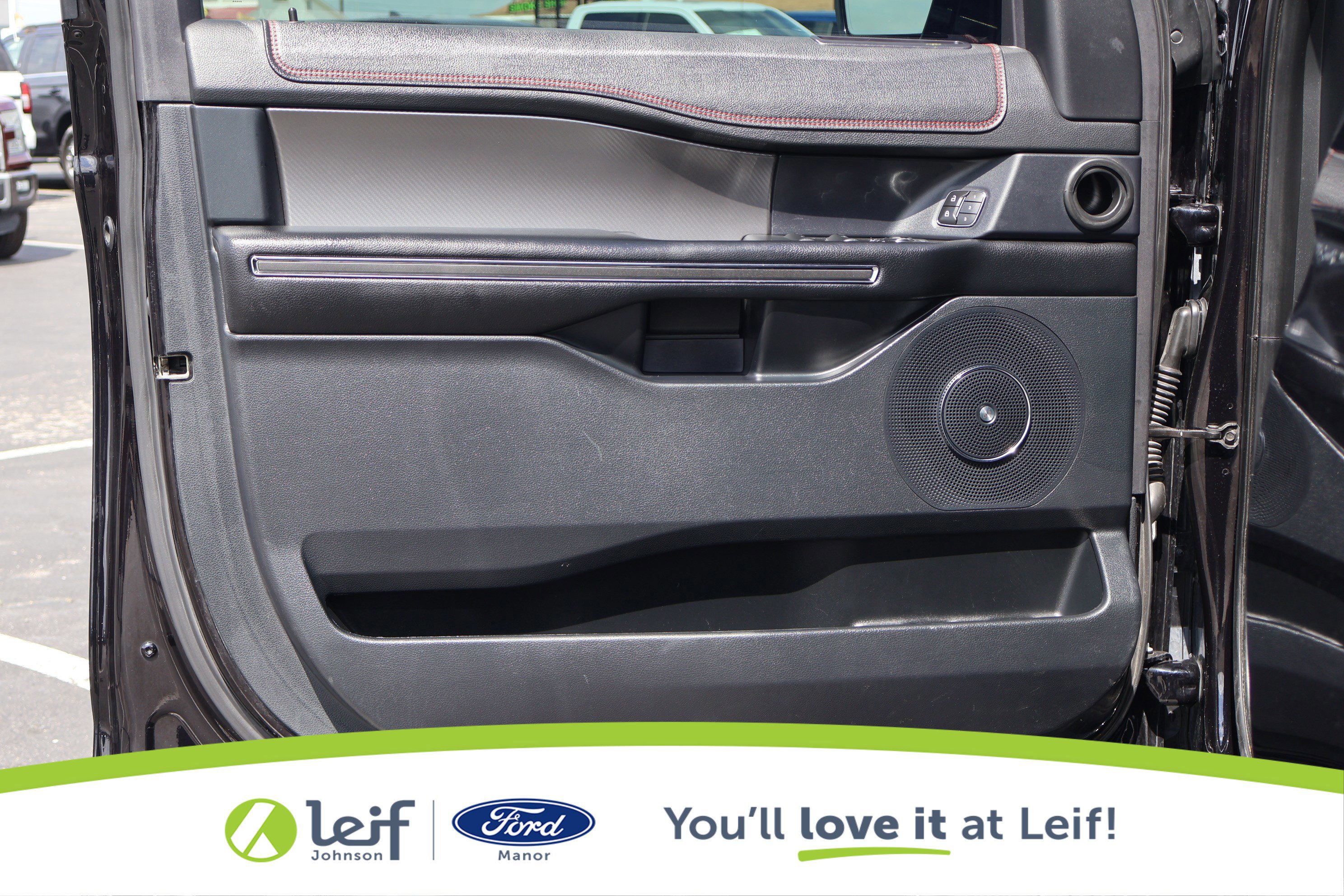 Certified 2020 Ford Expedition Limited w/ Equipment Group 303A image 11