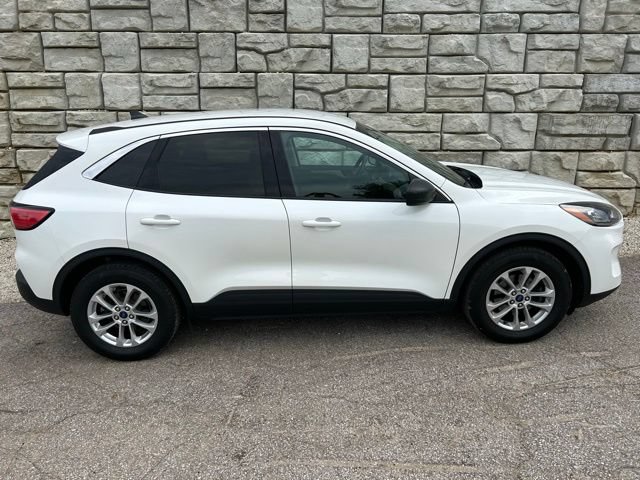 Certified 2022 Ford Escape SE FWD image 6