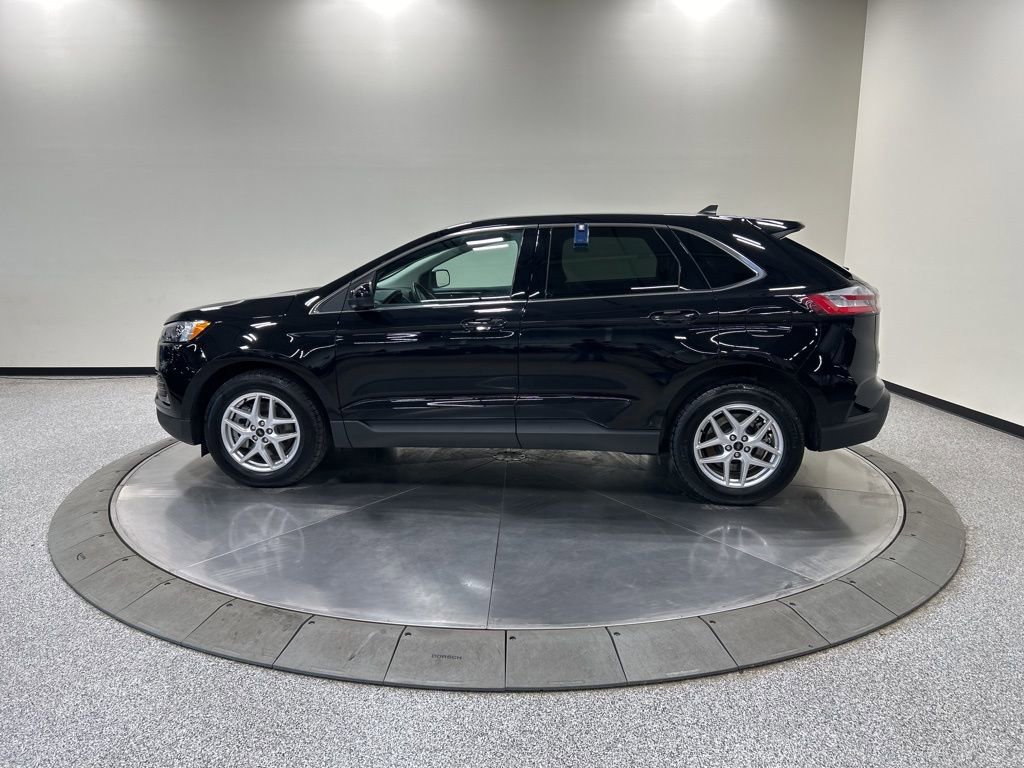 Certified 2024 Ford Edge SEL w/ Convenience Package AWD/4WD image 10