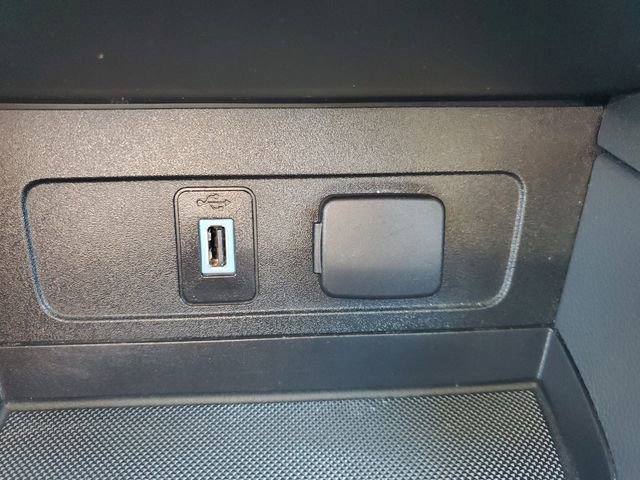 Certified 2017 Ford Escape SE image 29