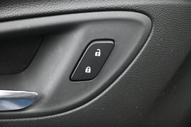 Used 2025 Buick Encore GX Preferred FWD image 15