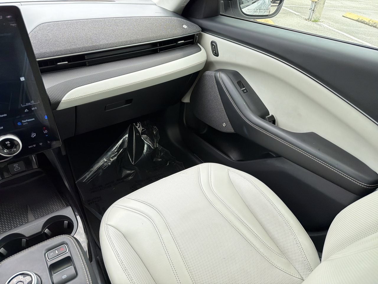Certified 2023 Ford Mustang Mach-E Premium AWD/4WD image 15