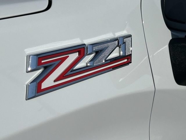 Used 2023 Chevrolet Silverado 1500 RST w/ Z71 Off-Road Package AWD/4WD image 10