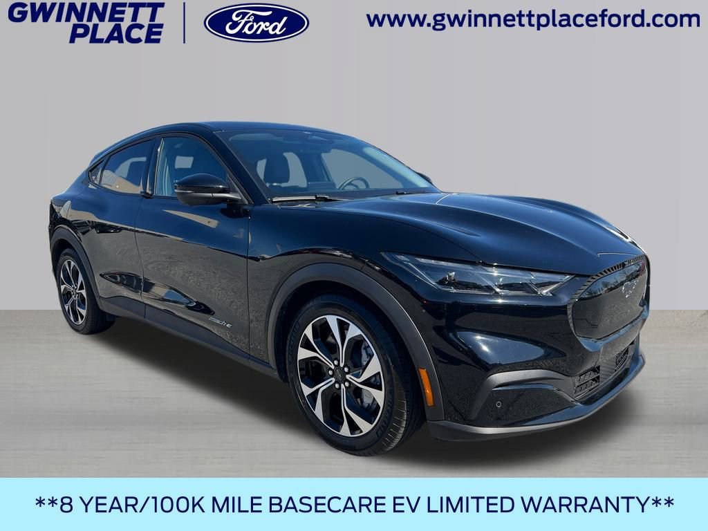 Certified 2025 Ford Mustang Mach-E Select image 1