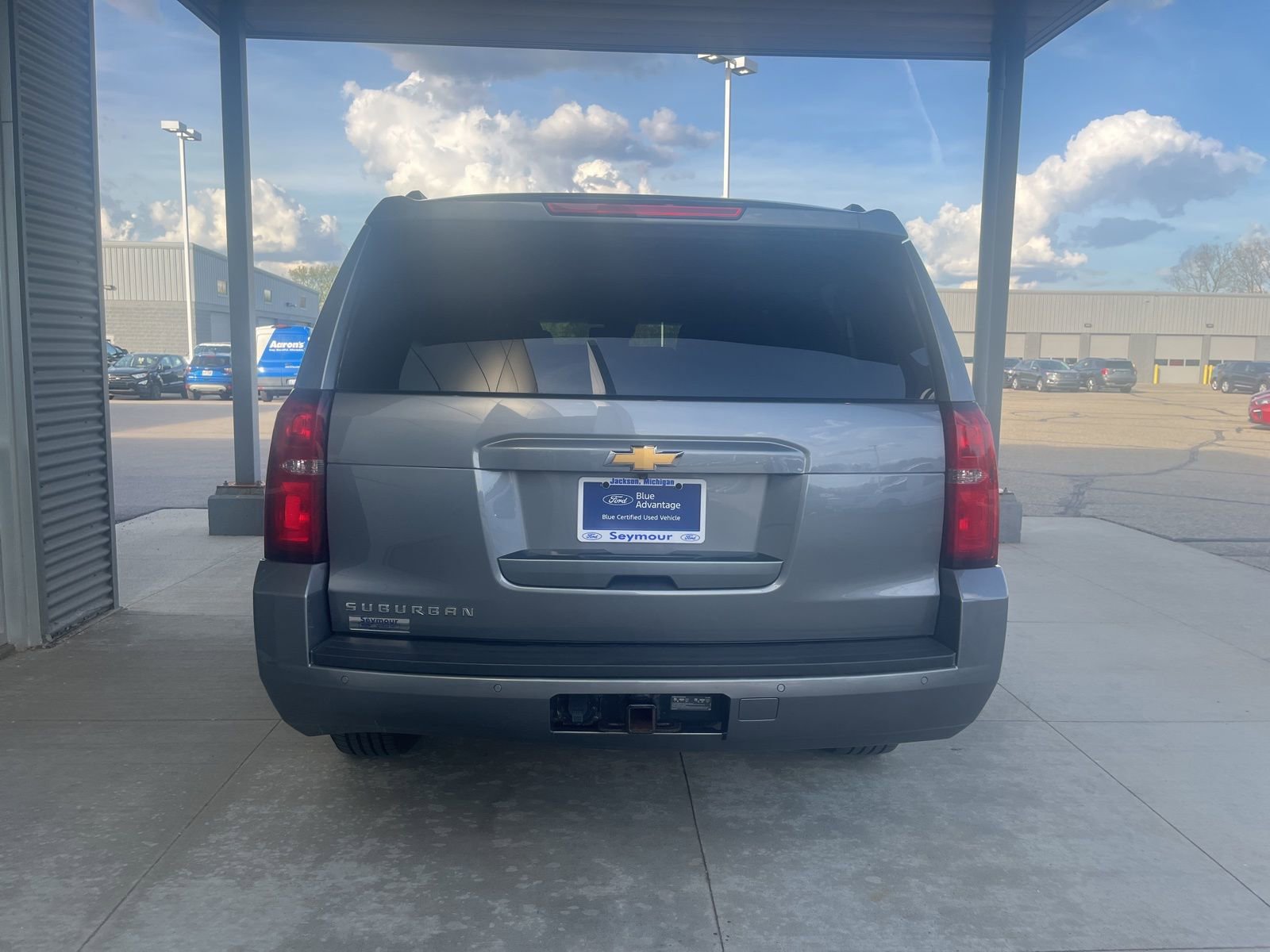 Used 2019 Chevrolet Suburban LT AWD/4WD image 4