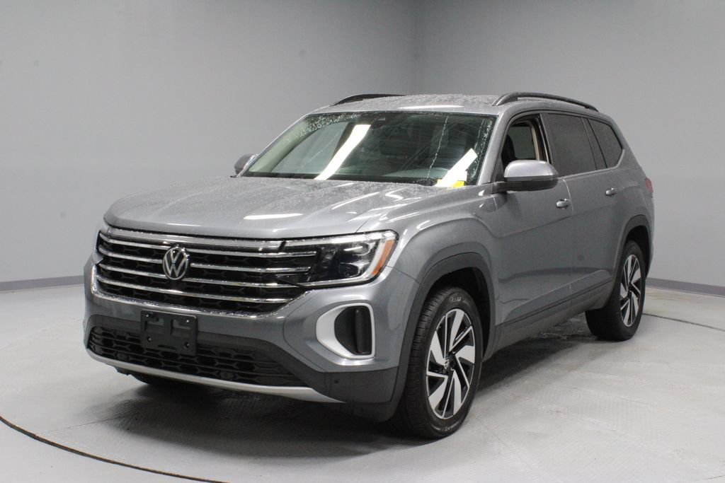 Used 2024 Volkswagen Atlas SE AWD/4WD image 8