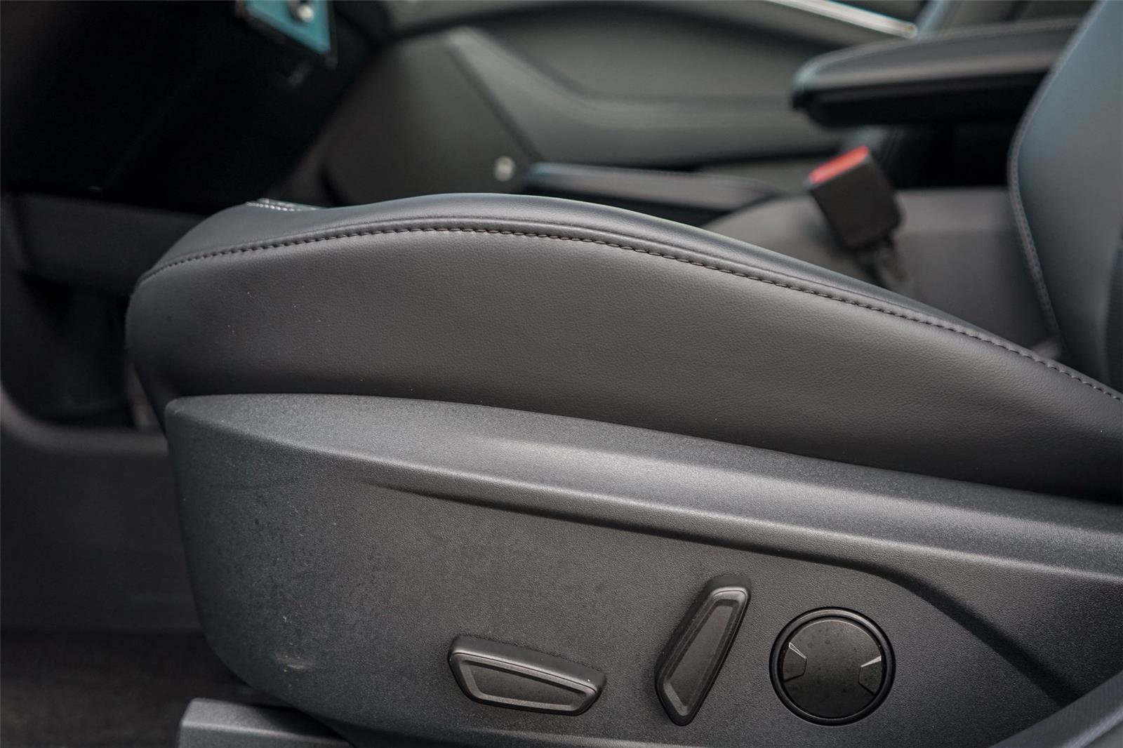 Certified 2025 Ford Mustang Mach-E Premium AWD/4WD image 21