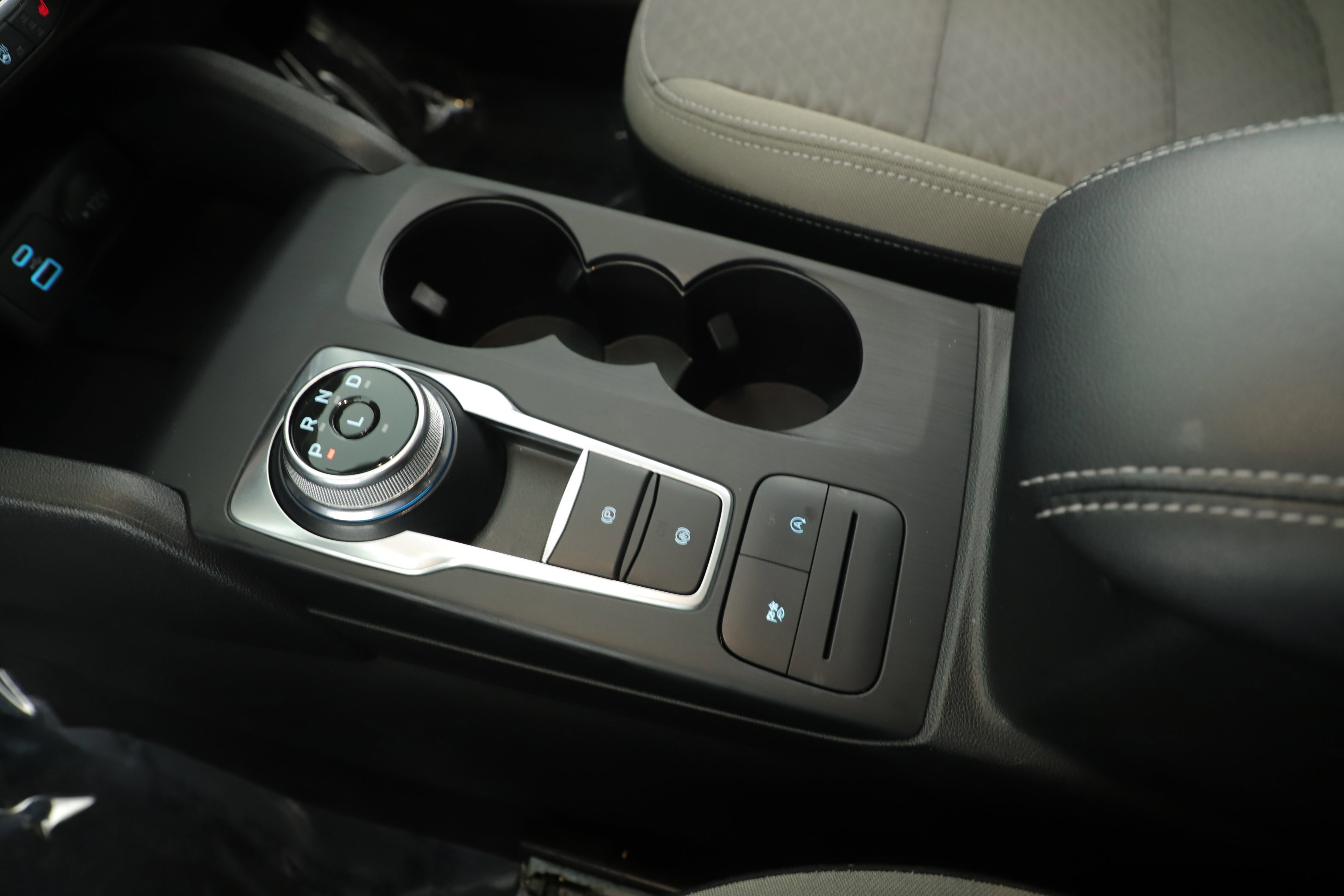 Certified 2022 Ford Escape SE w/ Convenience Package image 16