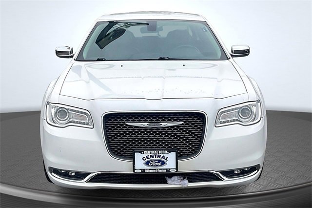 Used 2019 Chrysler 300 Limited image 6