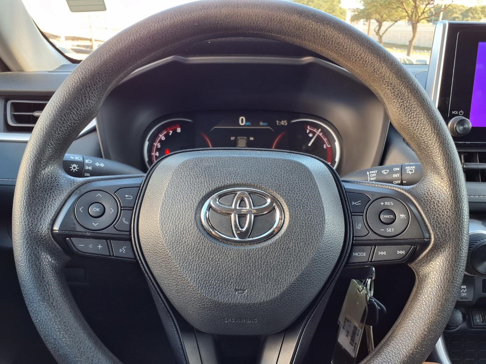 Used 2025 Toyota RAV4 LE FWD image 24