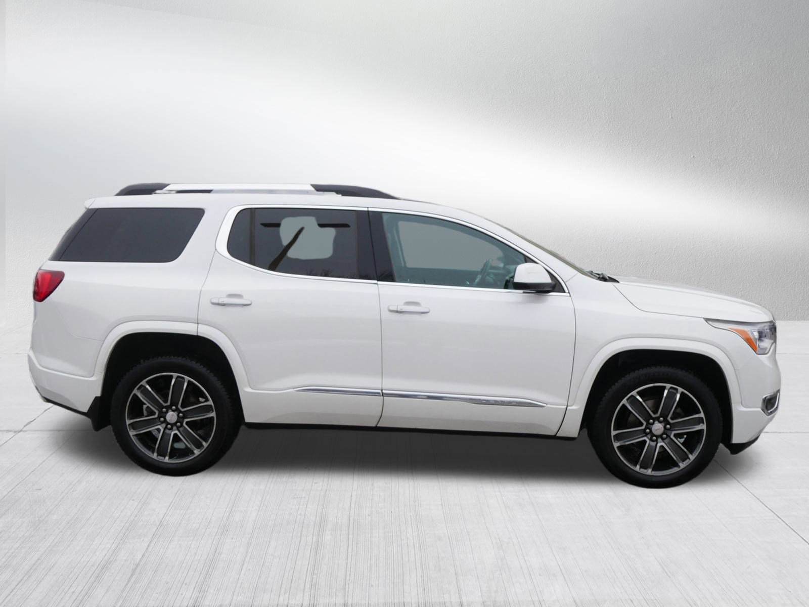 Used 2018 GMC Acadia Denali w/ Technology Package image 6