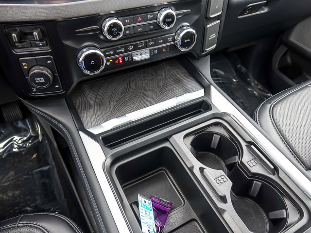 Certified 2025 Ford F250 Platinum image 22