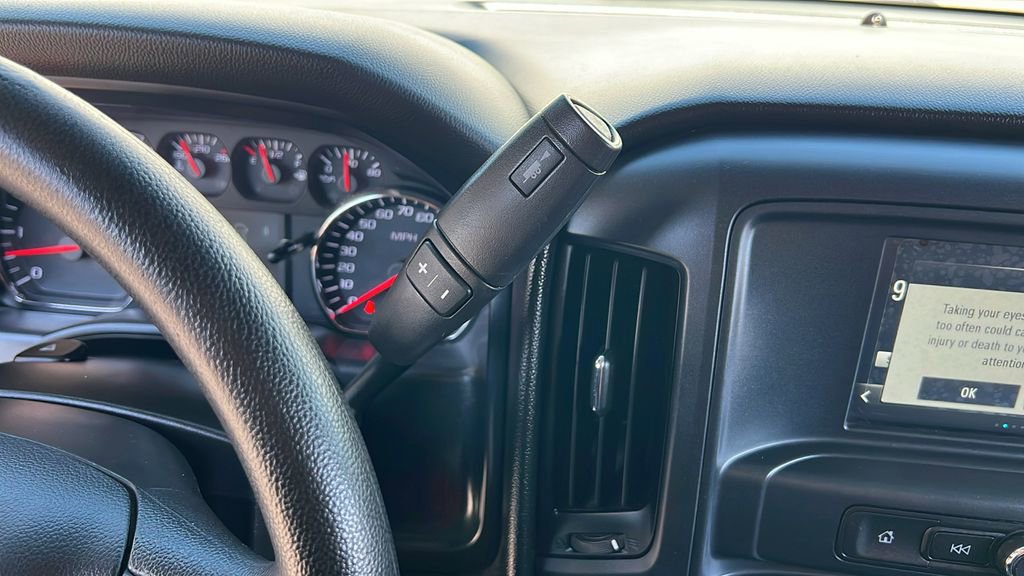 Used 2018 Chevrolet Silverado 1500 Custom w/ Custom Value Package image 18