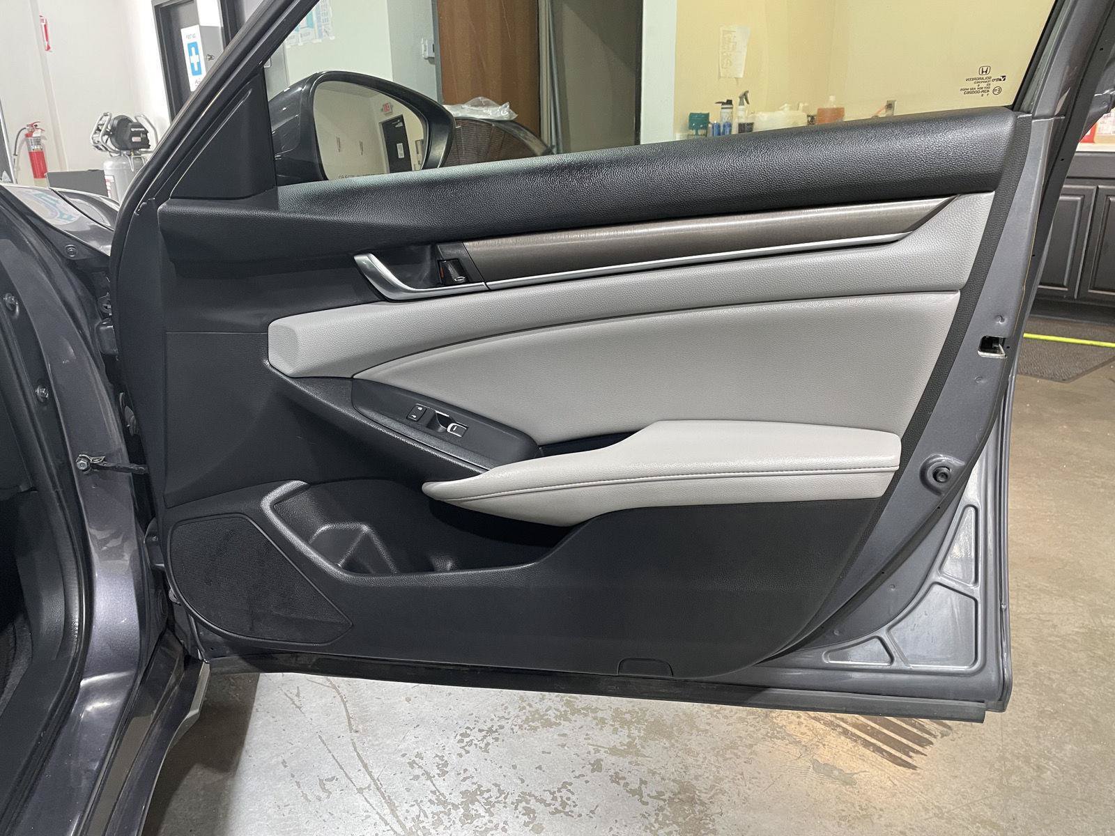 Used 2019 Honda Accord LX image 18