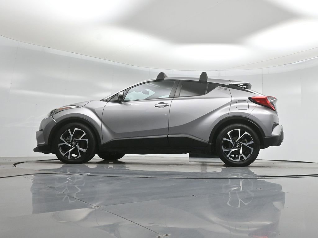 Used 2018 Toyota C-HR XLE image 50