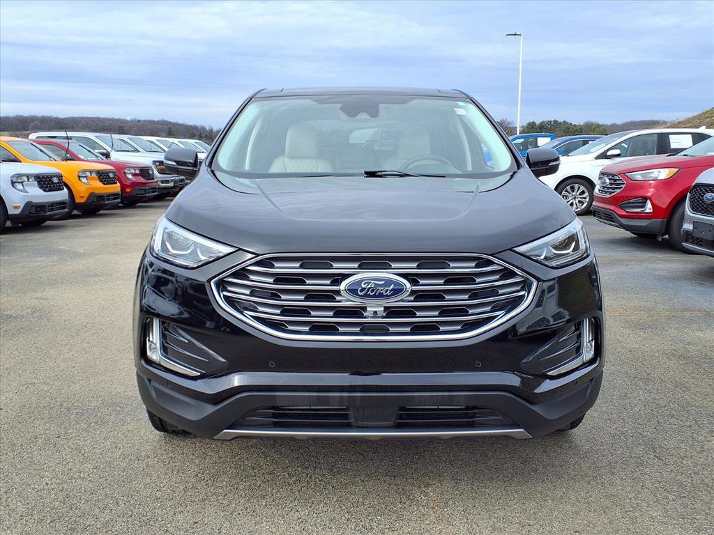 Certified 2024 Ford Edge Titanium w/ Equipment Group 301A image 6