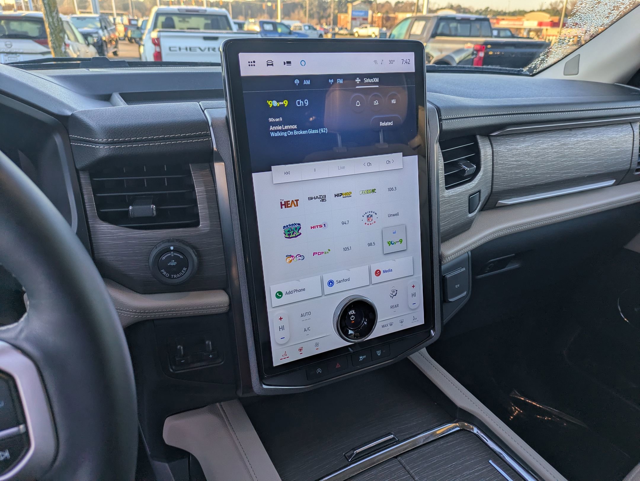 Certified 2024 Ford Expedition Limited image 19