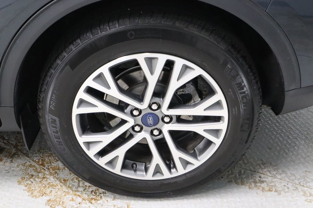 Certified 2022 Ford Escape SEL image 19