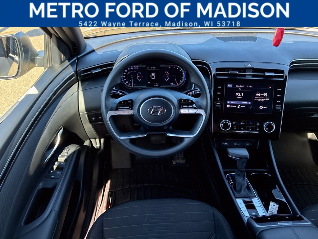 Used 2023 Hyundai Santa Cruz SEL w/ Cargo Package AWD/4WD image 18