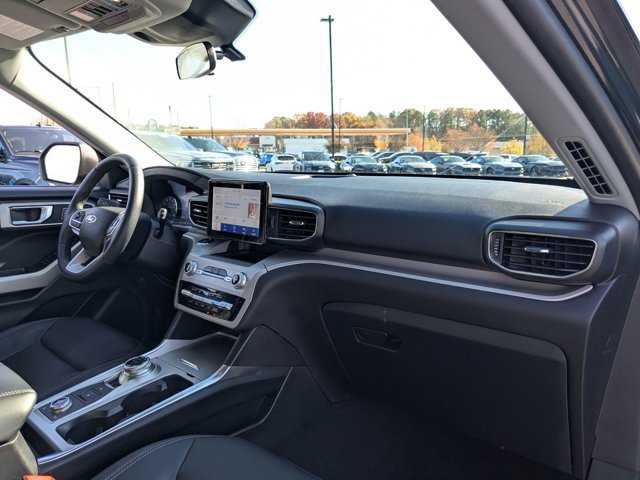 Certified 2023 Ford Explorer XLT w/ Equipment Group 202A image 37
