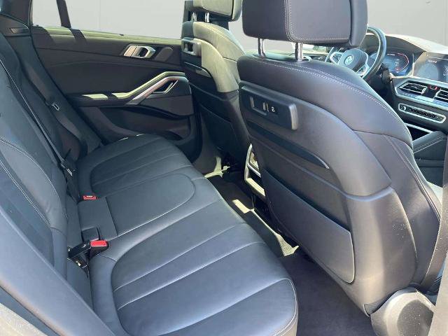 Used 2020 BMW X6 M50i AWD/4WD image 13