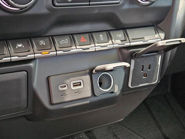 Used 2022 Chevrolet Silverado 1500 Custom w/ LPO, Dark Essentials Package RWD image 16