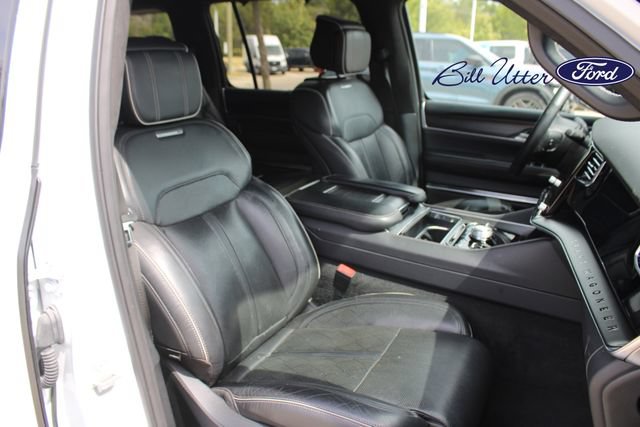 Used 2024 Jeep Grand Wagoneer L Series II w/ Quick Order Packagew 28T AWD/4WD image 11