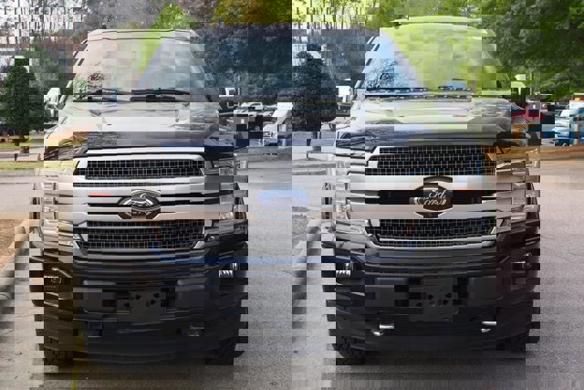 Certified 2020 Ford F150 Platinum w/ Equipment Group 701A Luxury image 8