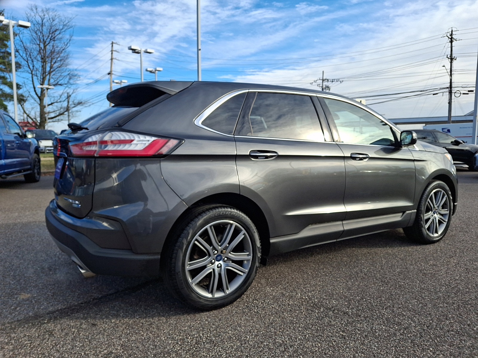 Certified 2019 Ford Edge Titanium w/ Cold Weather Package image 11