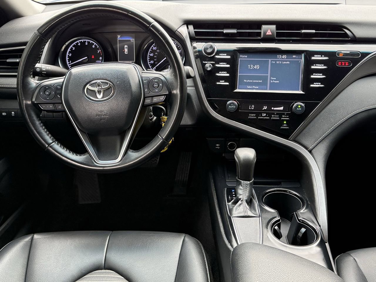 Used 2019 Toyota Camry SE image 11