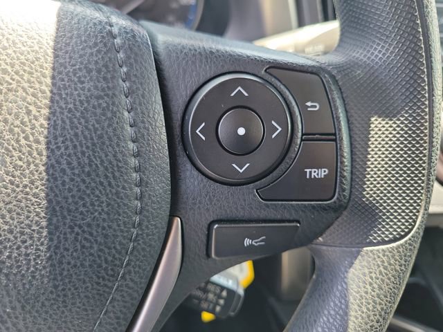 Used 2018 Toyota RAV4 LE w/ All Weather Liner Package FWD image 6