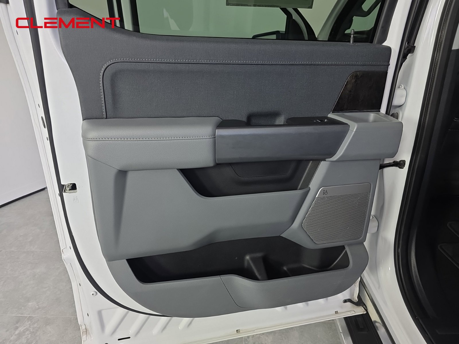 Certified 2023 Ford F150 Lariat w/ Equipment Group 502A High image 28