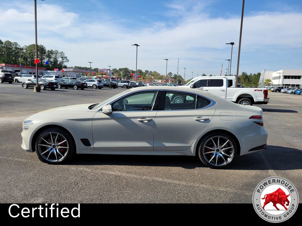 Used 2025 Genesis G70 2.5T image 3