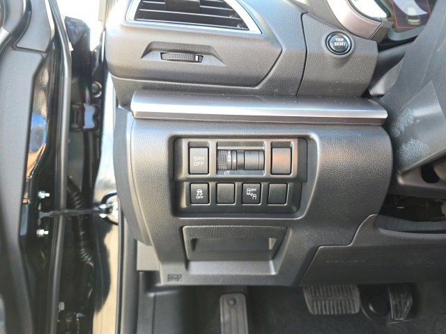 Used 2019 Subaru Crosstrek 2.0i Limited w/ Moonroof Package image 23