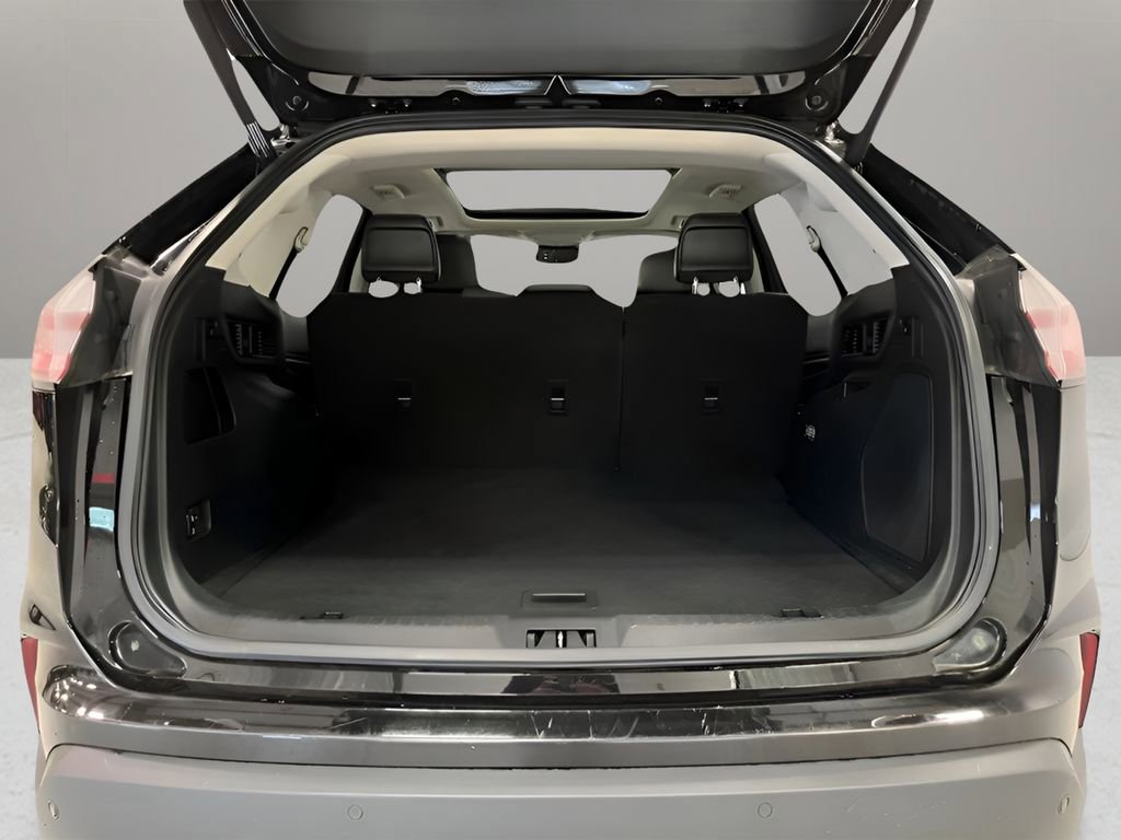 Certified 2021 Ford Edge Titanium w/ Canadian Touring Package image 9