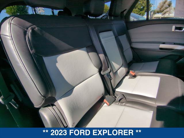 Certified 2023 Ford Explorer XLT w/ Equipment Group 202A RWD image 22