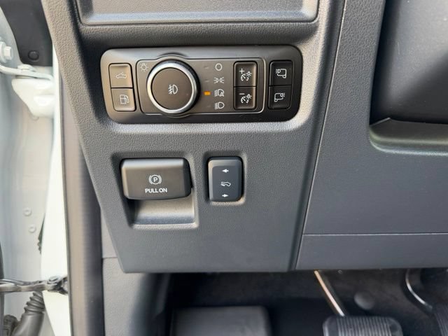Certified 2025 Ford F150 Platinum w/ Equipment Group 702A High AWD/4WD image 15