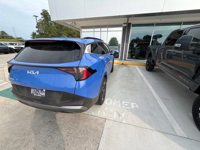 Used 2026 Kia Sportage EX w/ EX Panorama Roof Package FWD image 46