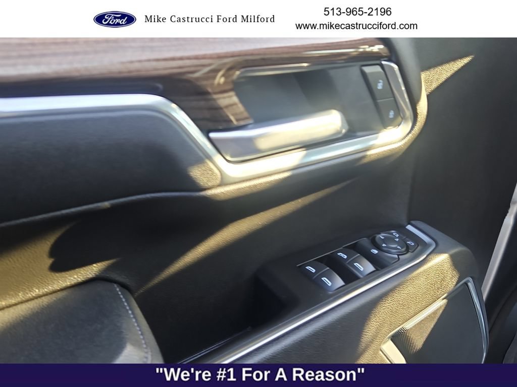 Used 2025 Chevrolet Silverado 1500 RST w/ Z71 Off-Road Package AWD/4WD image 25