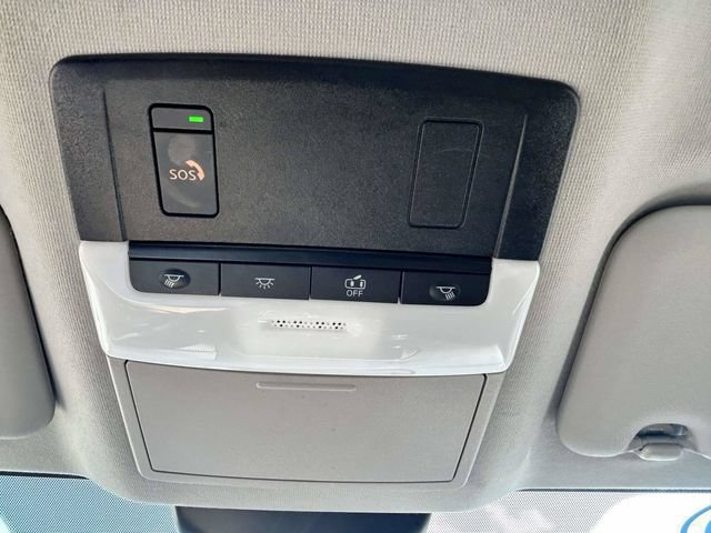 Used 2025 Nissan Sentra SV FWD image 12