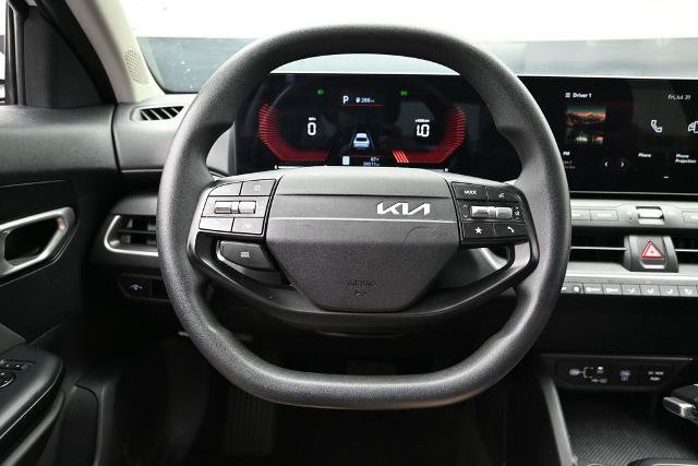 Used 2025 Kia K4 FWD image 18
