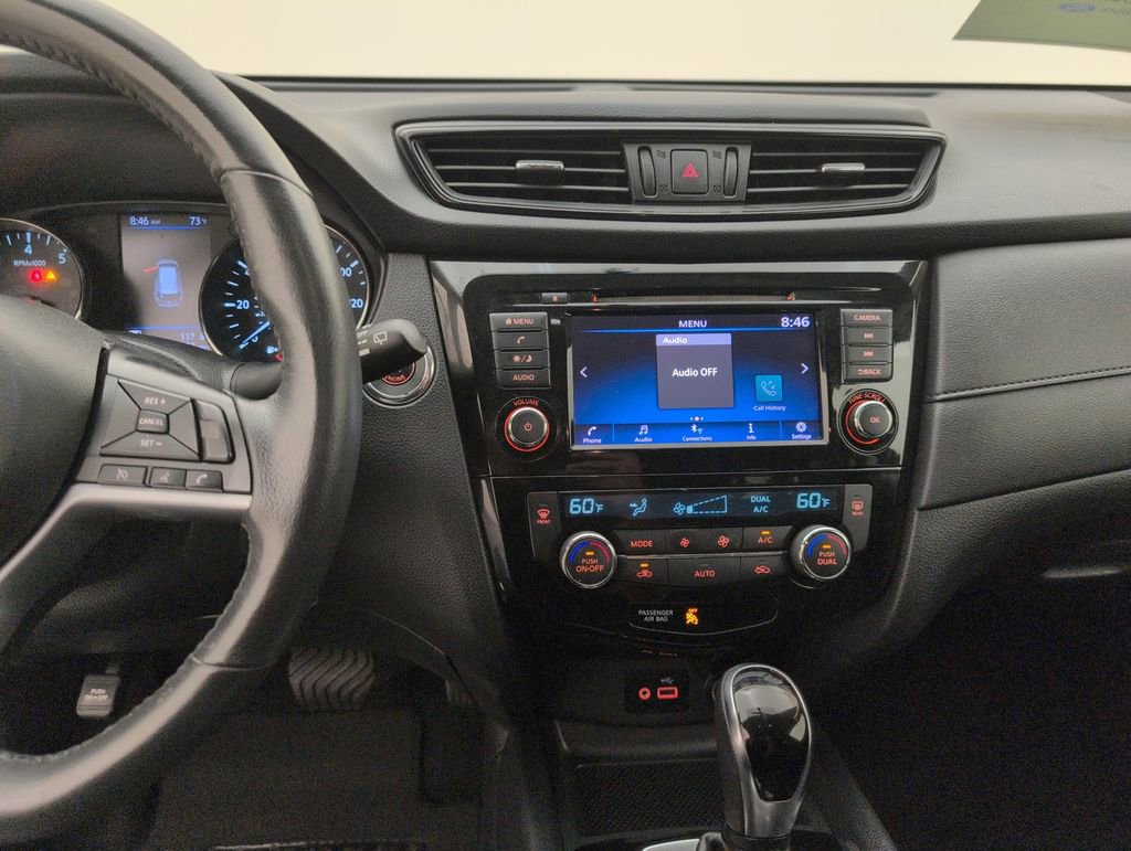 Used 2018 Nissan Rogue SV FWD image 17
