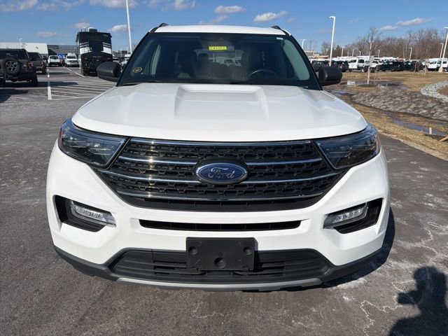 Certified 2022 Ford Explorer XLT w/ Equipment Group 202A image 6