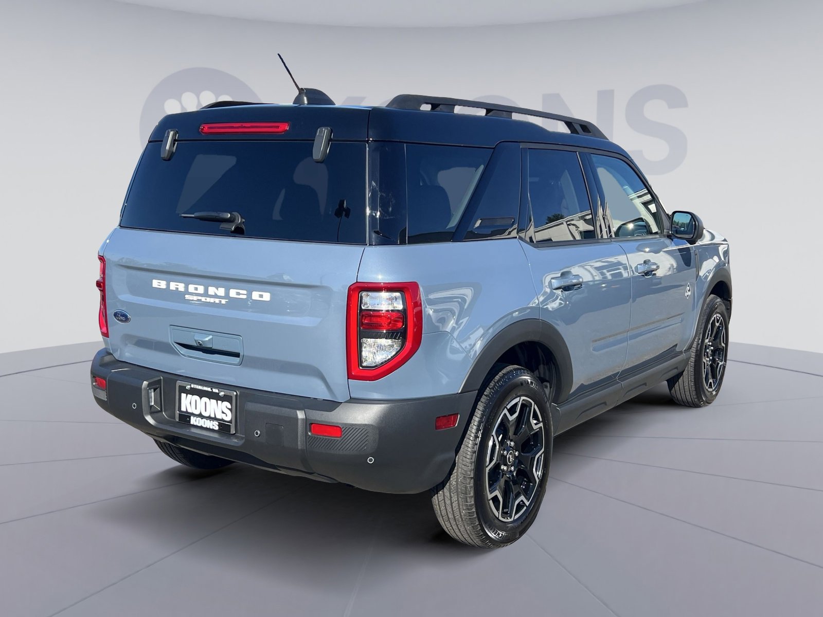 Certified 2025 Ford Bronco Sport Outer Banks w/ Outer Banks Tech Package+ AWD/4WD image 16