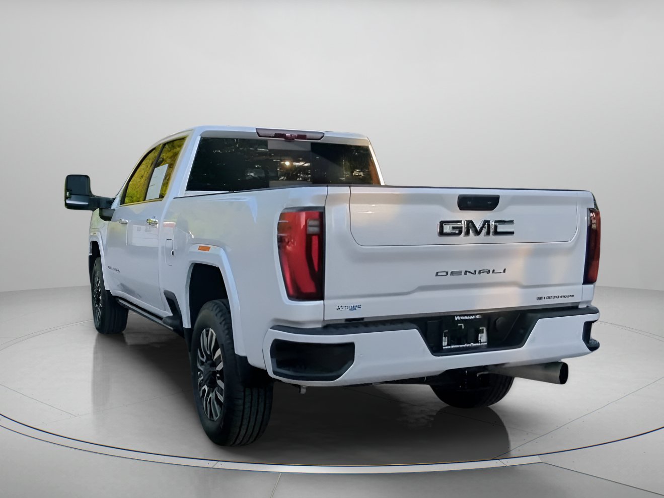 Used 2024 GMC Sierra 2500 Denali Ultimate AWD/4WD image 22