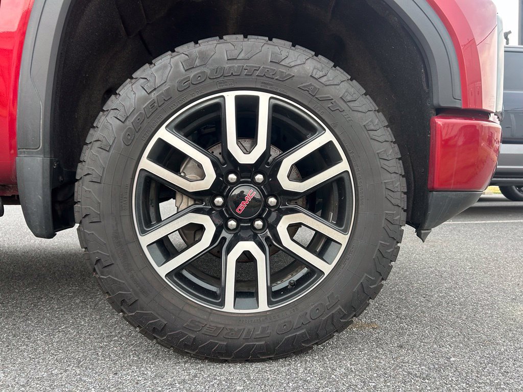 Used 2020 GMC Sierra 1500 AT4 w/ AT4 Premium Package AWD/4WD image 13
