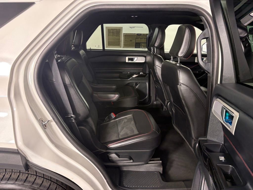 Certified 2023 Ford Explorer ST-Line w/ Class IV Trailer Tow Package AWD/4WD image 37