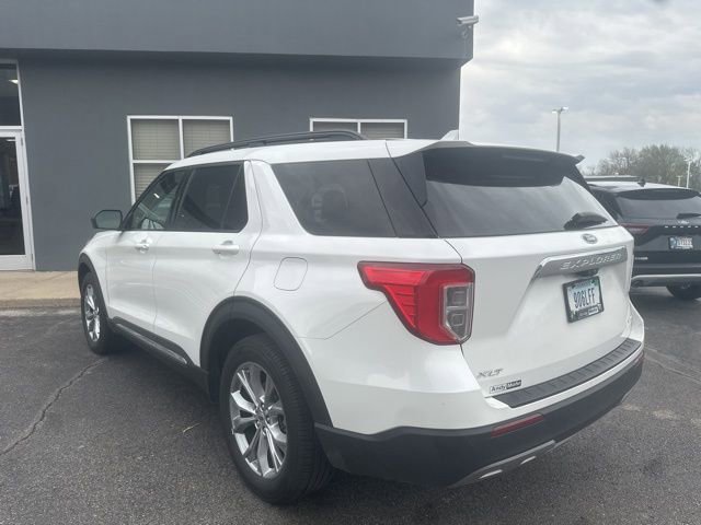 Certified 2021 Ford Explorer XLT w/ Equipment Group 202A AWD/4WD image 9