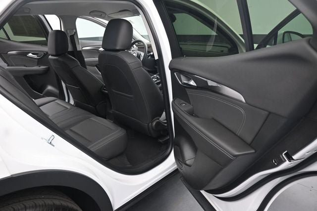 Used 2025 Buick Envision Preferred AWD/4WD image 13